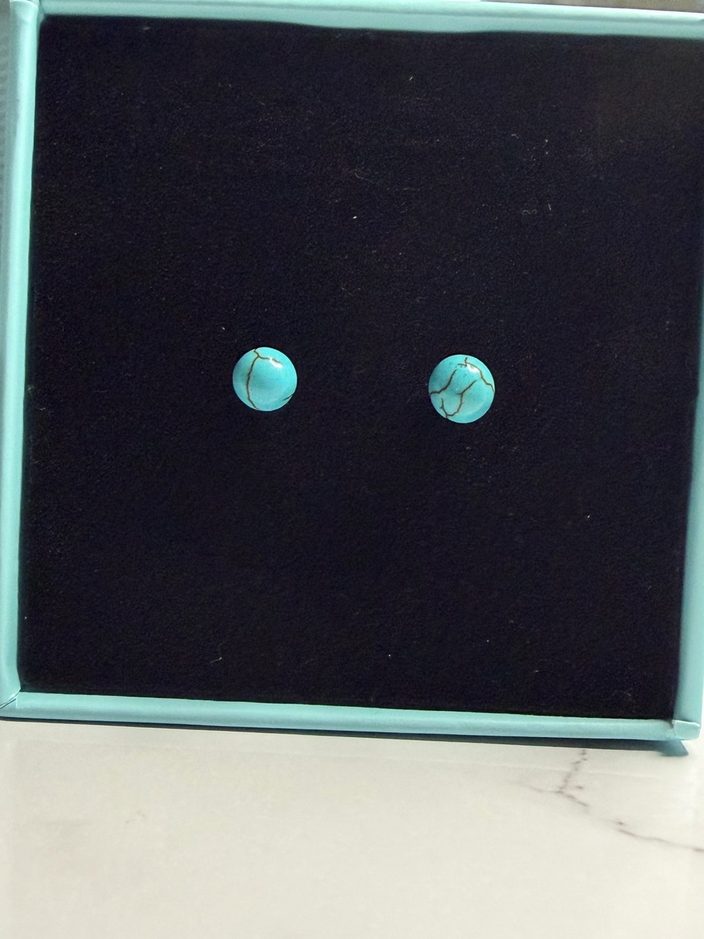 14k Gold Turquoise Earrings